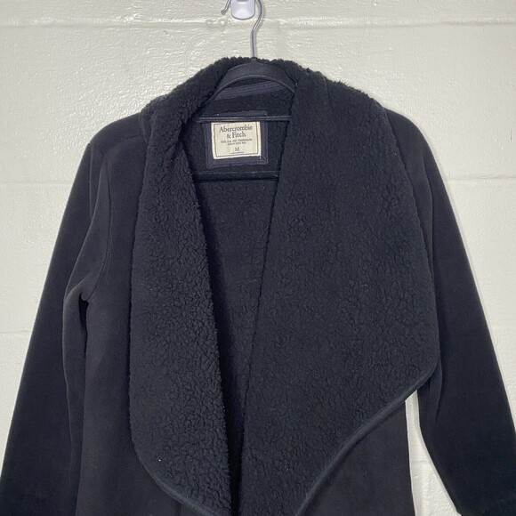 Abercrombie & Fitch Sweater Womens SZ M Black Fleece Sherpa Open - Picture 2 of 7